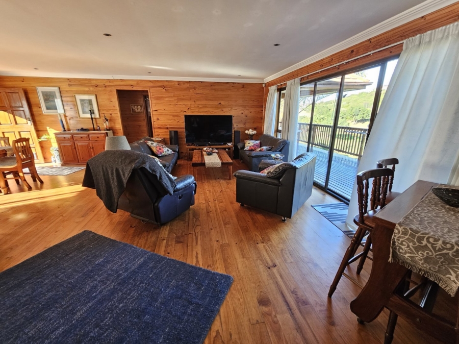3 Bedroom Property for Sale in Dolphin Creek Golf Estate Western Cape